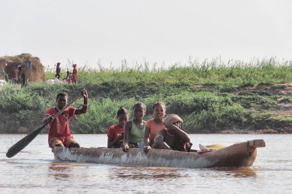 Madagascar East & West River Tour